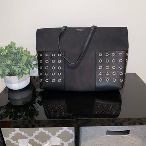 Tory Burch Block-T grommet leather tote; black.